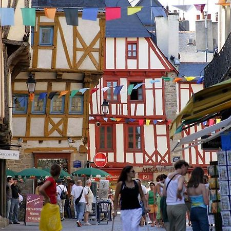 Stop 100M Du Port-Parking Gratuit A 5Mn Vannes Exteriér fotografie